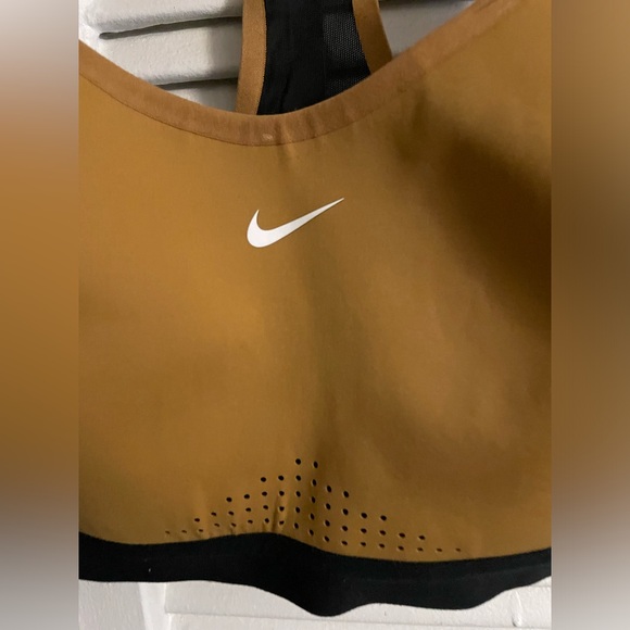 Nike MOTION ADAPT BRA 888575 NWOT sz L - Picture 4 of 4
